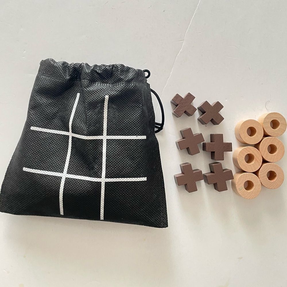 Tic Tac Toe Wooden Travel Set with Bag